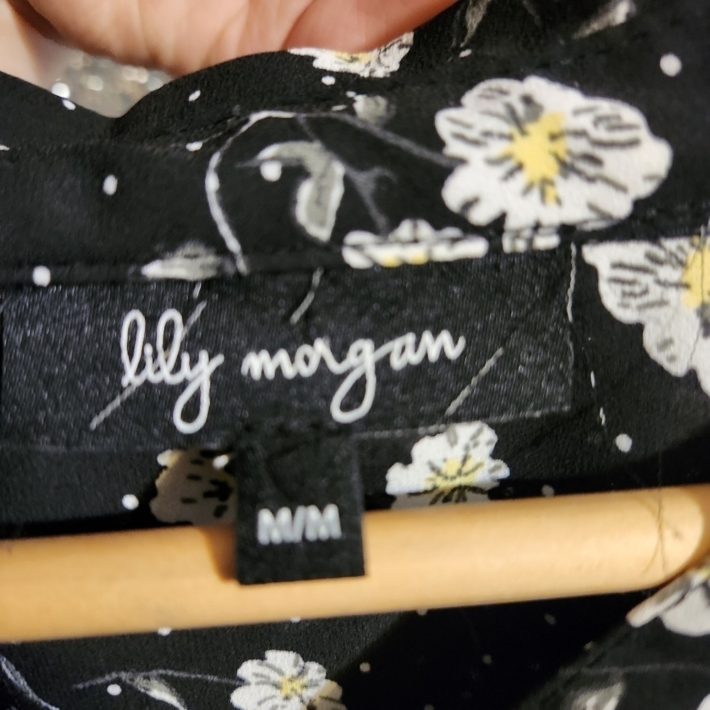 FLORAL whimsy long sleeve Blouse - Picture 3 of 3